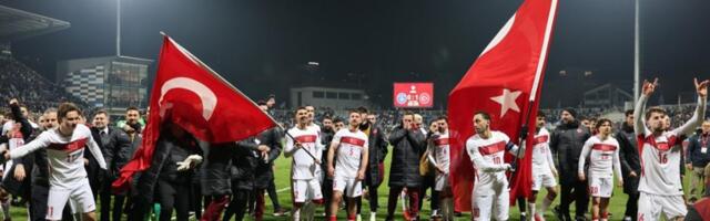 "Ko ih opsuje, ide na sud!" Sprema se zakon od kog drhti planeta: Policija kreće u lov na navijače zbog komentara!