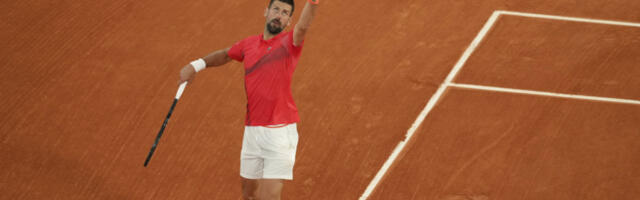 NOVAK POBEDOM OTVORIO ROLAN GAROS: Najbolji teniser sveta prošao u naredno kolo!