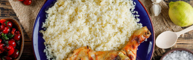 Stvarno se lepi za prste: Recept za piletinu sa pirinčem koju će obožavati cela vaša porodica