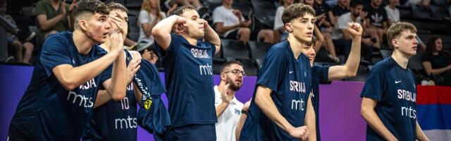 Predsednik Vučić čestitao Orlićima na svetskom srebru!