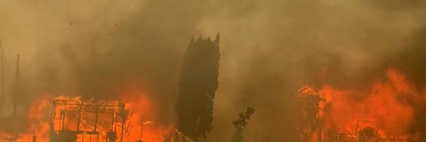 Nezapamćene vrućine na Zapadnoj Obali odnose velike žrtve pa čak i čitave gradove