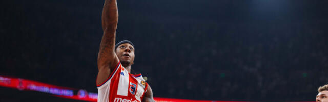 DELIJE ZAPALILE ARENU! Igrači Fenerbahčea u šoku, Evroliga odmah reagovala! (VIDEO)