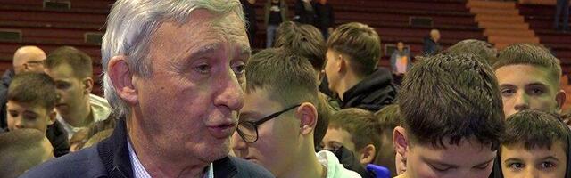 Selektor Pešić u Užicu: Životni, roditeljski i trenerski saveti za ljubitelje košarke (VIDEO)