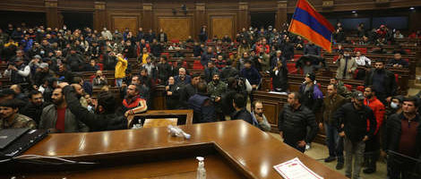 Rusija šalje vojsku, Baku slavi, u Armeniji protesti