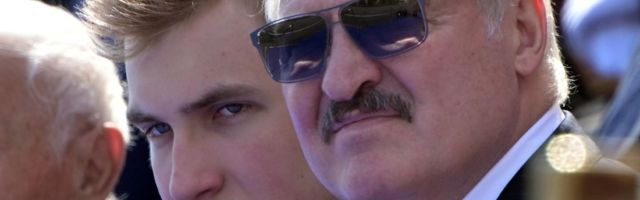 С. Самарџија: Зашто је Лукашенко привукао пажњу током параде у Москви