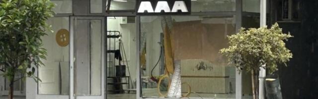BAČENA BOMBA na lokal u Smolvilu (FOTO)