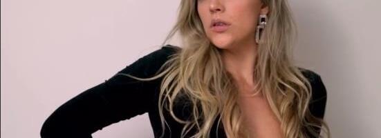 Kad čuju da je pekarka, muškarci odlepe: Hvali se domaćim hlebom, a svi gledaju u njene obline