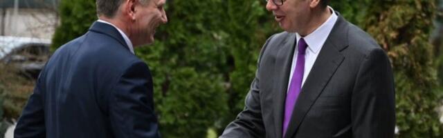 FOKUS NA ENERGETSKOJ BEZBEDNOSTI I STABILNOSTI TRŽIŠTA: Vučić se sastao sa ruskim ministrom Rešetnjikovim! (FOTO)