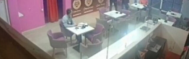 HOROR U SMEDEREVU! Namamili žrtvu u WC, izvukli nož i opljačkali kladionicu do poslednjeg dinara!