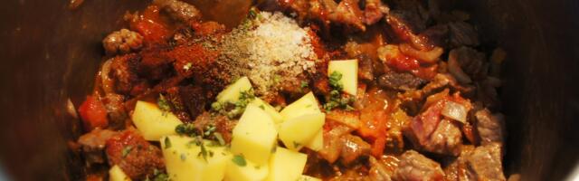 Kada se soli jelo? Na početku ili na kraju kuvanja?