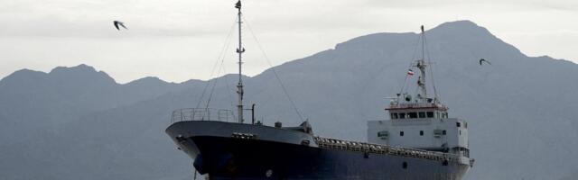 Iran otvorio Ormuski moreuz za sve komercijalne brodove, pada cena nafte