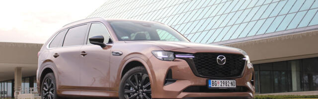 TEST: Mazda CX-80 2,5 e-Skyactiv PHEV Homura Plus