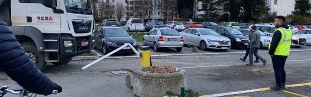 BAHATO Razvalio rampu i poručio: "Ja sam to uradio!"