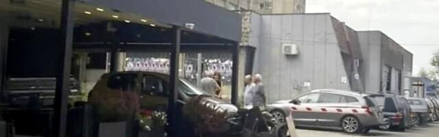 Kolima uleteo u poslastičarnicu: Drama u Kragujevcu (FOTO)