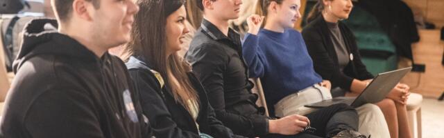 Istraživanje NSNP: Čak 89 odsto mladih planira da ode iz Vranja