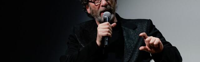 Umetnici čije su karijere zakočene ili otkazane zbog optužbi za seksualno uznemiravanje: Od Gejmena do starijih slučajeva