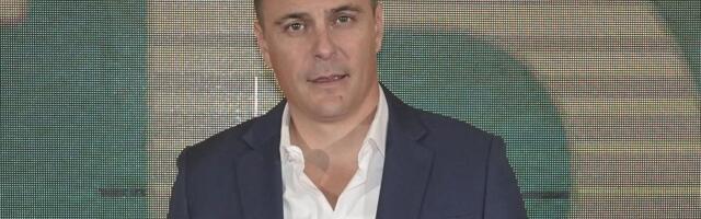 "Ne sećam se zašto smo raskinuli" Vuk Kostić bio u vezi s poznatom pevačicom, godinama ćutala, pa razvezala jezik: "Kod njega jedino ne volim..."