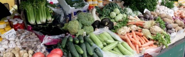 OVO POVRĆE JE POSTALO LUKSUZ! Cena tikvica paprena, a tek da vidite koliko košta beli luk! Šok na beogradskim pijacama (FOTO)