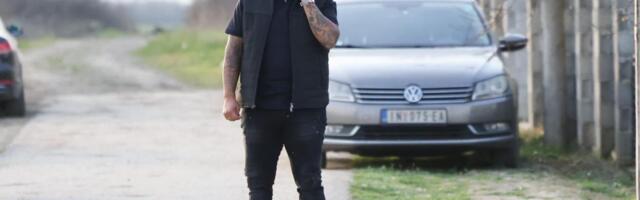 DARKO LAZIĆ NAPUSTIO SRBIJU SA MUŽEM OVE POZNATE PEVAČICE: U bolnim trenucima najviše utehe mu pružaju oni, isplivala  i fotografija (FOTO)