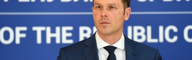 (VIDEO) GOSPODO PRIVREDNICI, NA RASPOLAGANJU VAM JE DVE MILIJARDE EVRA! Siniša Mali o novim merama ekonomske podrške!