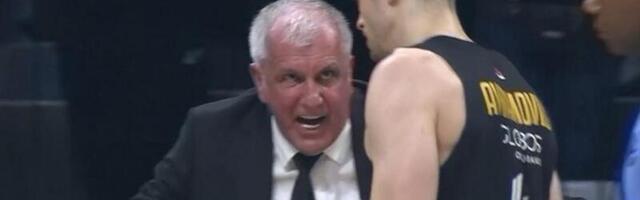 Avramovićev gest na meču protiv Burse izbacio iz takta Obradovića: "Pa šta ti radiš, bre, stalno?" /Video/