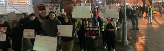 Protest u Prokuplju uz defile veterana, bajkera, tišinu i nastup „Beogradskog sindikata“