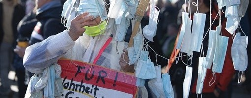 Hiljade Nemaca protestovale u Lajpcigu zbog restriktivnih mera