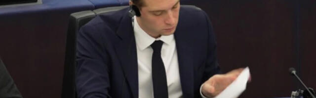 SKANDAL U FRANCUSKOJ! Predsednika RN Žordana Bardelu pogodili jajetom u glavu