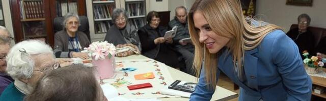 BRIGA O LJUDIMA JE NAJBOLJI POKAZATELJ LJUDSKOSTI: Ministarka Stamenkovski obišla najstarije u Gerontološkom centru u Nišu (FOTO)