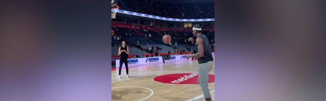 Igrači Partizana izašli na teren: Bonga i Pokuševski "nameštaju ruku" pred Zvezdu