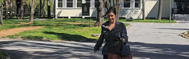 Ana Sević ostala bez 6.000: Oglasila se hitno, evo sa koliko je ostala sada!