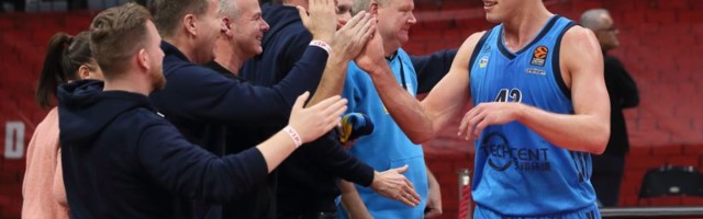 Alba napravila šou u Fonteti - 17 trojki i stotka Valensiji