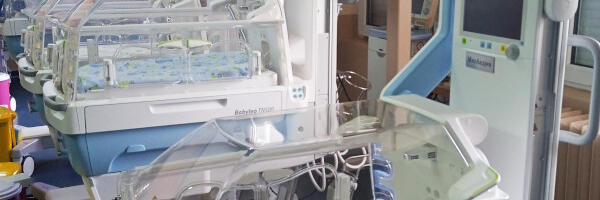 Donacija neonatalnog inkubatora za najmlađe pacijente UKC Kragujevac