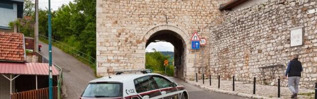 Mladić izvršio samoubistvo: Skočio sa 11. sprata