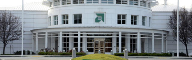 АМД спреман да плати порез за испоруку чипова Кини