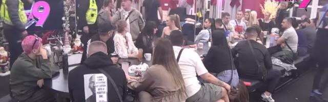 Jauci i krv po podu: Rijaliti učesnici od siline udarca pukla zadnjica (VIDEO)