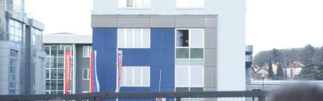 Informer i Pink umesto univerziteta