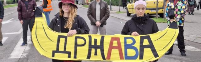 Kragujevčani i danas blokirali raskrsnicu kod "Uzora" (FOTO)