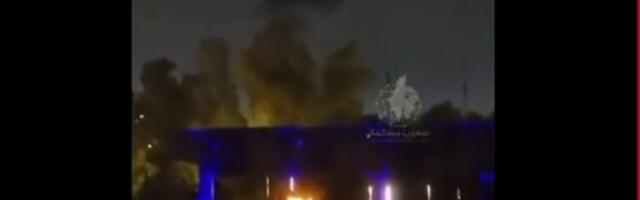 Gori američka ambasada u Rijadu! Čula se jaka eksplozija, izdata naredba zaposlenima: "Ne dolazite"! (VIDEO)