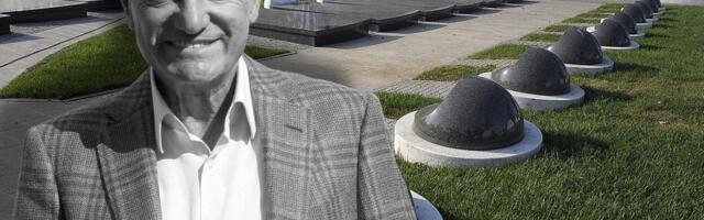 NA GROBU ŠABANA ŠAULIĆA PRONAĐENA NESTVARNO VREDNA STVAR: Ostavljena u kutiji, evo o čemu se radi