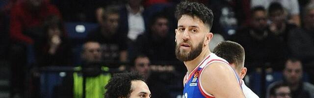 Đorđevićev Fener prokockao +12 u istanbulskom derbiju: Micić i Larkin režirali preokret
