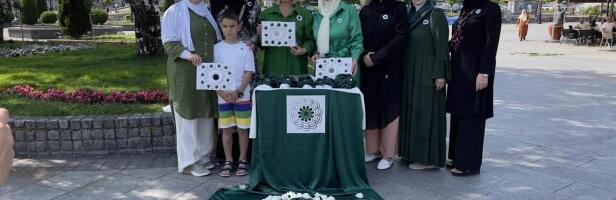 Ženska mreža SPP širom Sandžaka “Cvjetovima Srebrenice” uz porodice žrtava