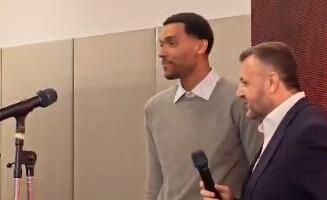 NOVOGODIŠNJE IZNENAĐENJE CRVENE ZVEZDE! Delije u transu, majstor je već tu! (VIDEO)