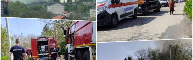 PRVE SLIKE S MESTA JEZIVOG POŽARA KOD PLAVOG MOSTA: Vatrogasci, Hitna pomoć i policija na terenu, odzvanjaju sirene... Muškarac nastradao, ima i povređenih FOTO