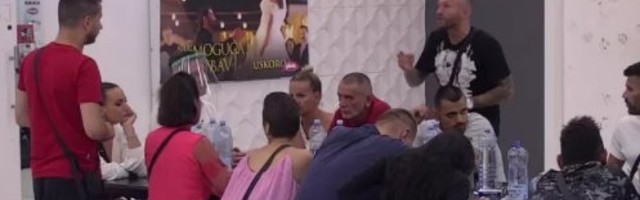 (VIDEO) JEZIVE SCENE U ZADRUZI! Letela govornica, sve razbacano po imanju, zadrugari u PANICI!