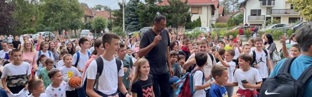 Vlade Divac u Gornjem Milanovcu uveličao proslavu 100 godina košarke u Srbiji