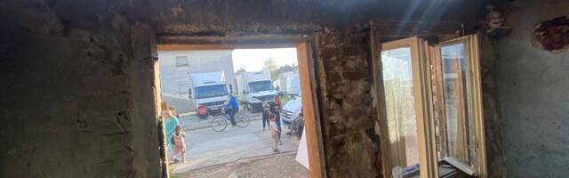 Porodica Demirović živi bez struje, vode i hrane – komšije pokušavaju da im obezbede krov nad glavom