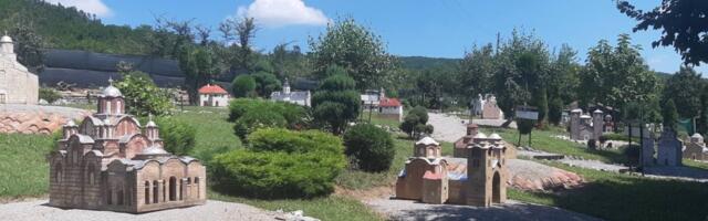 Nedaleko od jedne od najpoznatijih pećina u Srbiji nalazi se jedinstvena turistička atrakcija na otvorenom