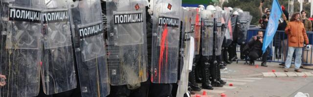 Ruski bloger otkrio šokantne informacije: Nemci i Ukrajinci obučavali buduće majdanovce u Novom Sadu (VIDEO)