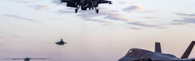 Две деценије чекања на „невидљиву” моћ: Лондону испоручени последњи амерички авиони Ф-35